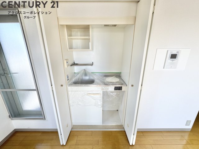 キッチン　1口IHコンロ付きのシンプルなキッチン