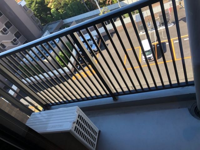 バルコニー