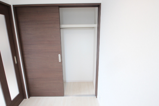 収納　※別号室の写真です