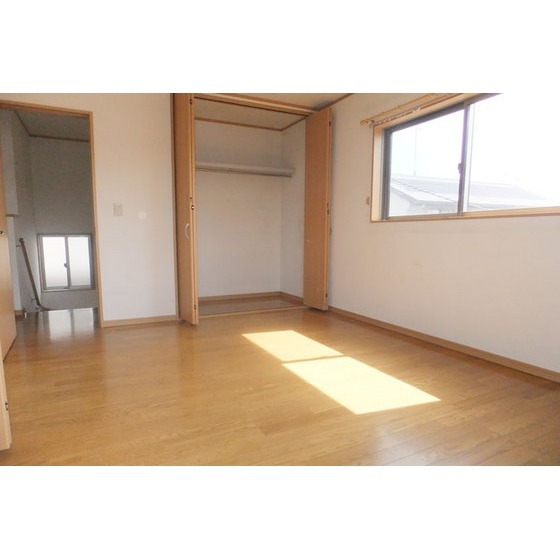 その他部屋・スペース　２階洋室７帖♪