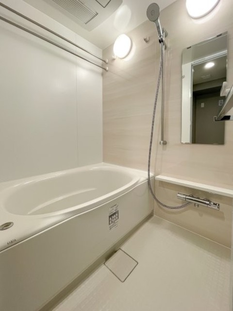 バス・シャワールーム　※写真は同タイプ住戸です。