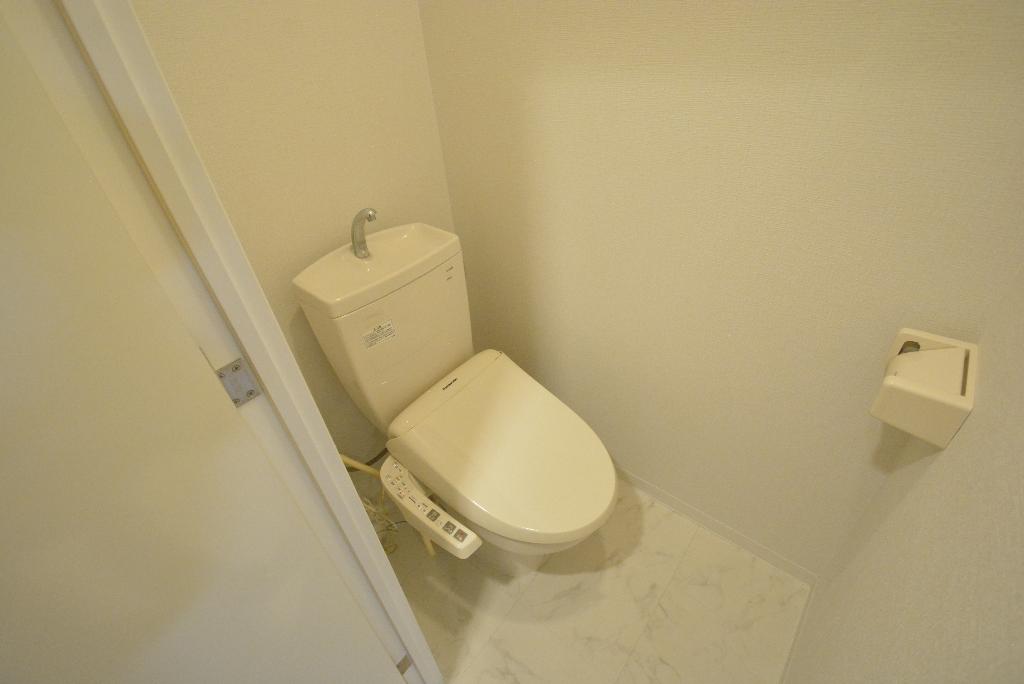 トイレ　シャワー付トイレ