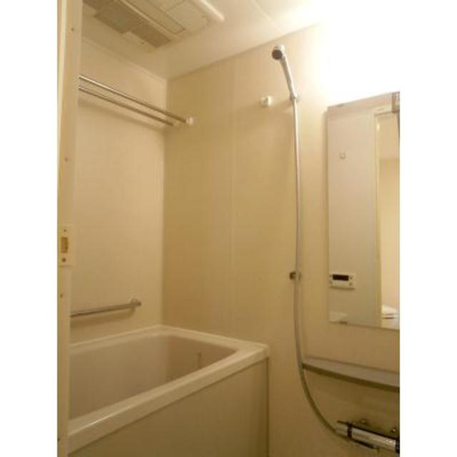 バス・シャワールーム　※写真は同タイプ住戸です。