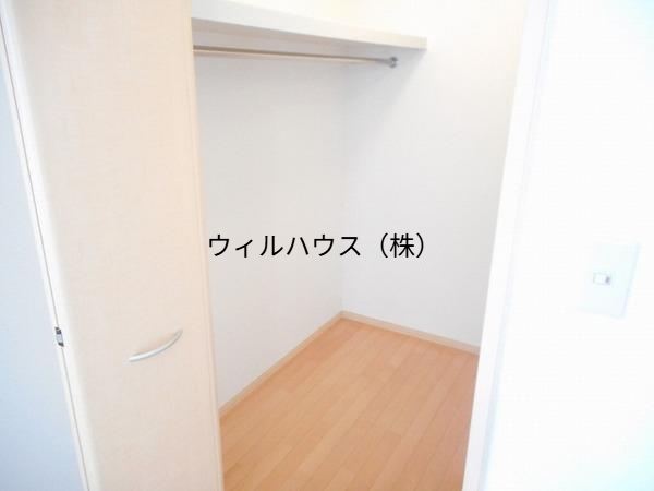 収納　ウォークインクローゼット！
