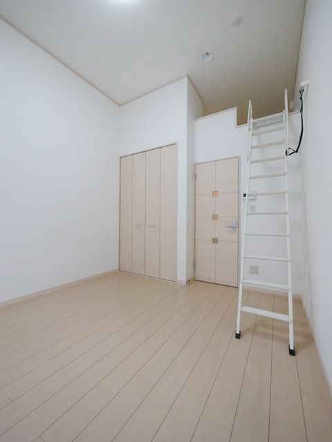 その他部屋・スペース　★天井が高く開放感があります★