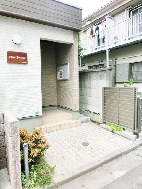 エントランス　エントランス