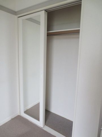 収納　★鏡付き収納です。★