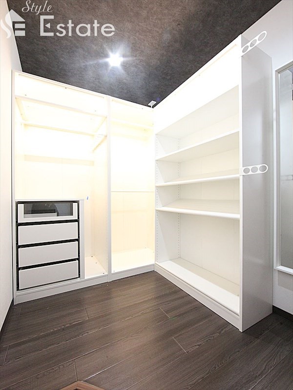 収納　クローゼット