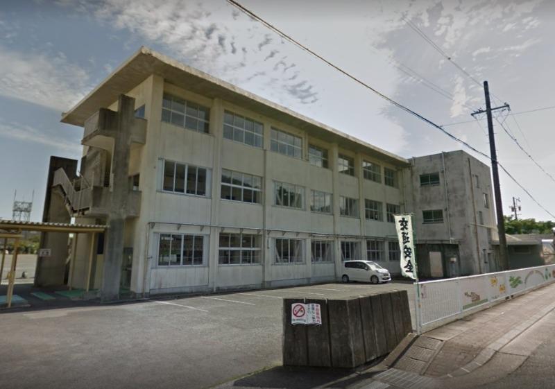 小学校　森町立森小学校（小学校）まで1723m