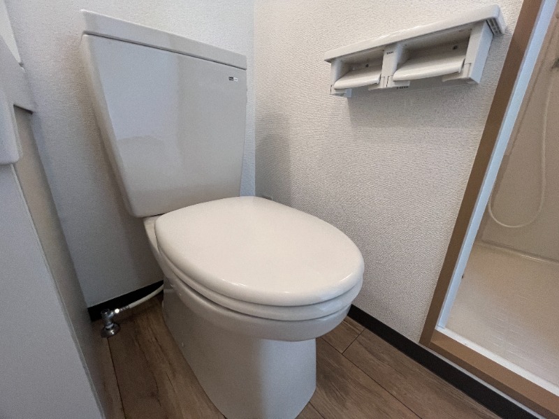 トイレ　別号室