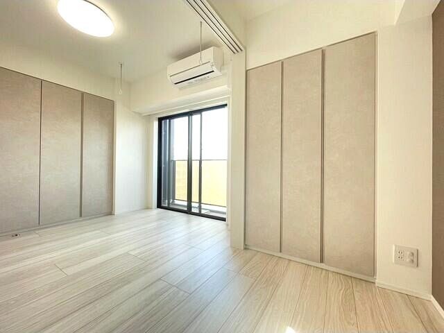 居室・リビング　南東向きリビングです