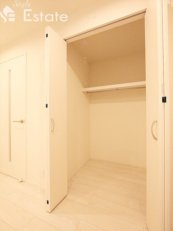 収納　クローゼット