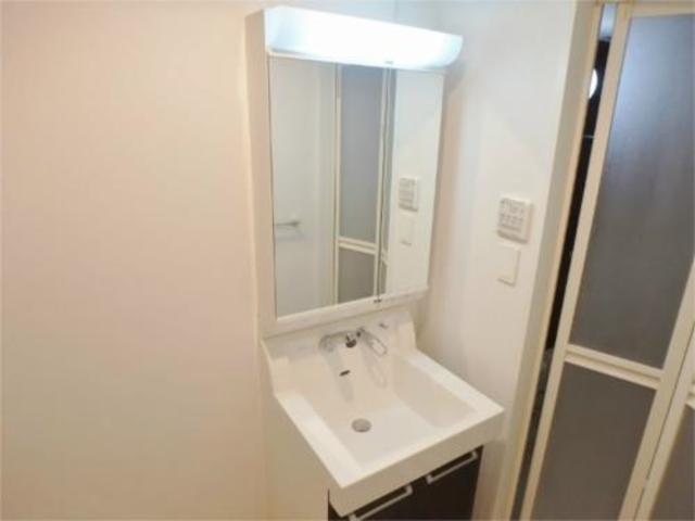 洗面設備　独立洗面台