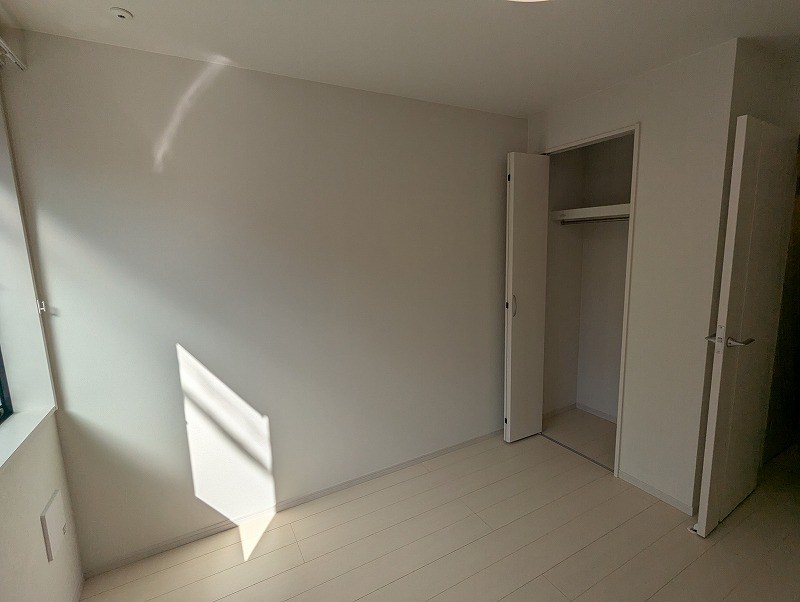 収納　別室参照