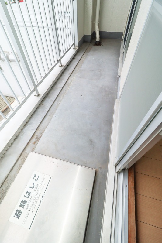 バルコニー　図面と現状に相違がある場合には現状を優先