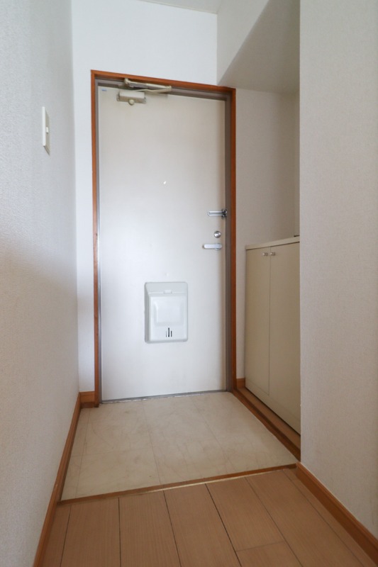 玄関　図面と現状に相違がある場合には現状を優先