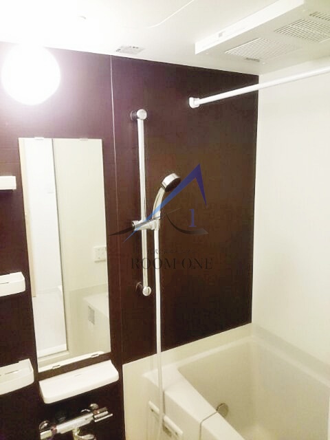 バス・シャワールーム　お風呂です。