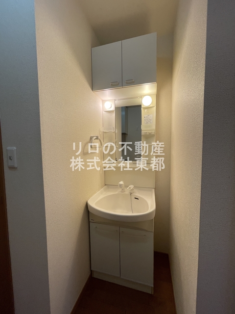 洗面設備　独立洗面台なら落ち着いて身支度ができます☆