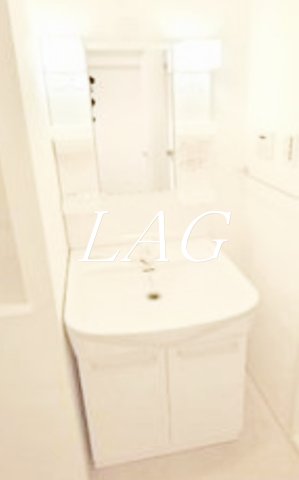 洗面設備　洗面台です。