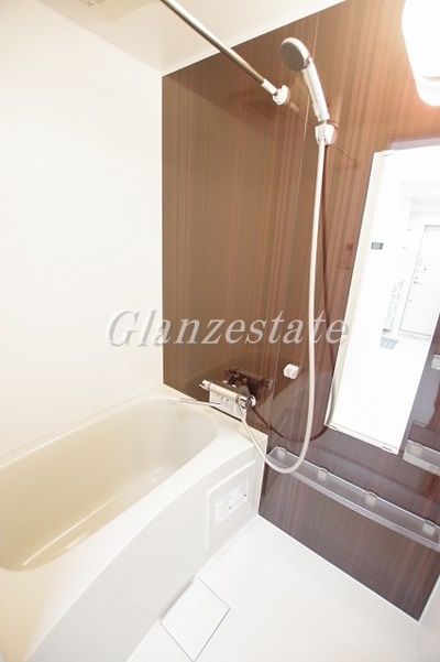 バス・シャワールーム　☆広々としたお風呂☆
