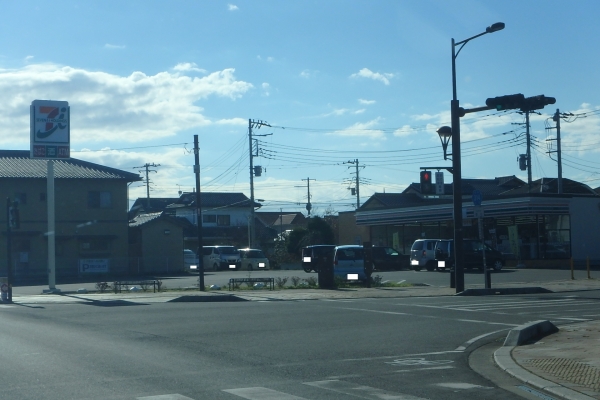 コンビニ　セブンイレブン那珂上菅谷店（コンビニ）まで617m