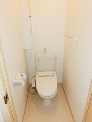 トイレ　※別号室参考写真です