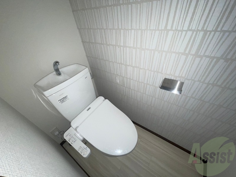 トイレ　こちらはトイレになります。ウォシュレット付きです。