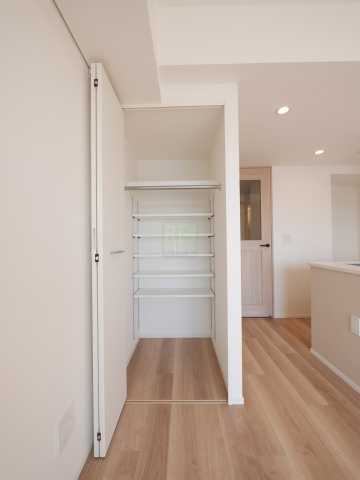 収納　イニシア新宿早稲田 ※別部屋の写真です。