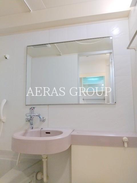 洗面設備　同仕様