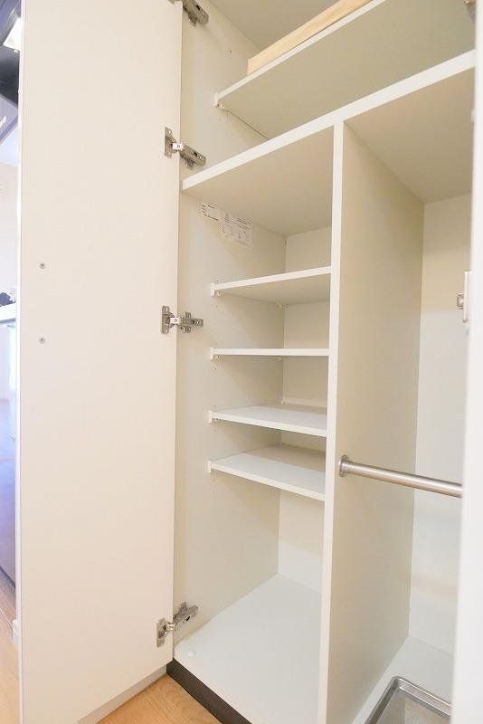 バス・シャワールーム　収納