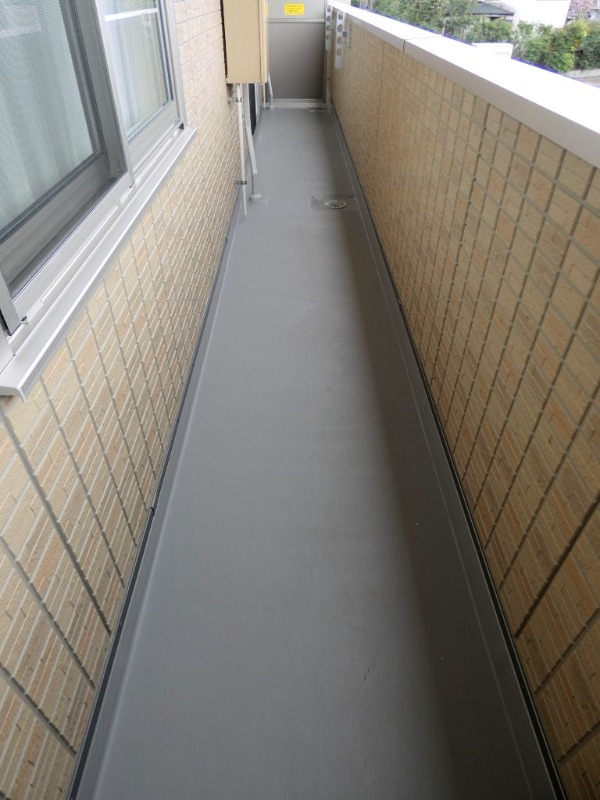 バルコニー　図面と現状に相違がある場合には現状を優先