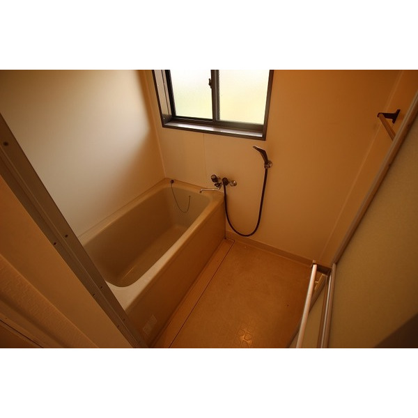 バス・シャワールーム　※現況を優先します。