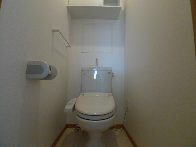 トイレ　写真は203号室