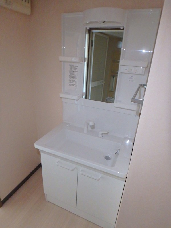 洗面設備　※参考写真