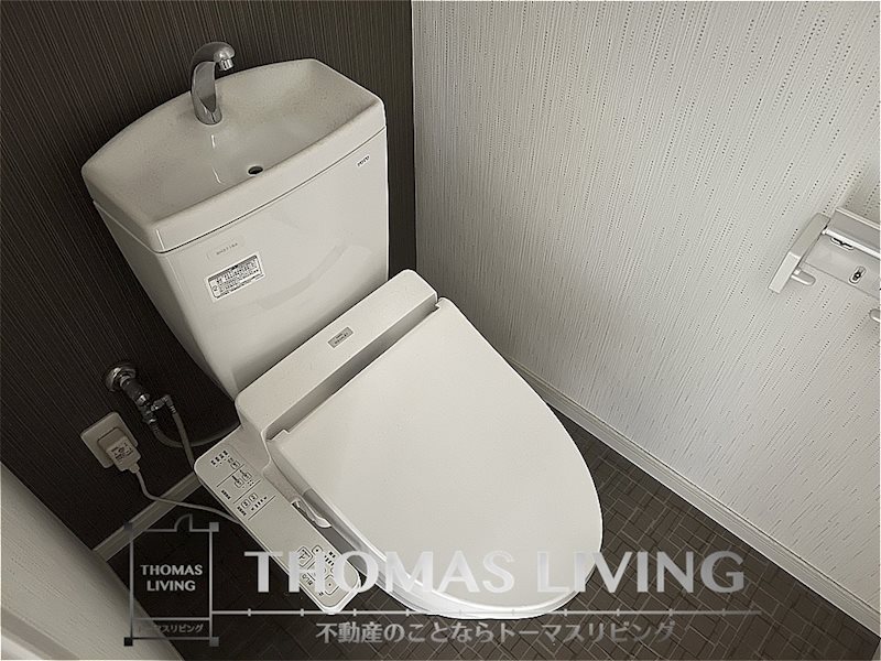 トイレ　ウォシュレット付きです。