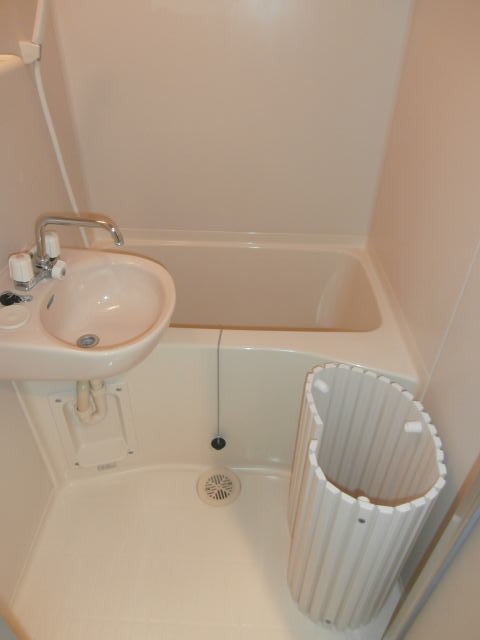 バス・シャワールーム　同仕様