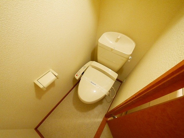 トイレ　トイレもきれいです