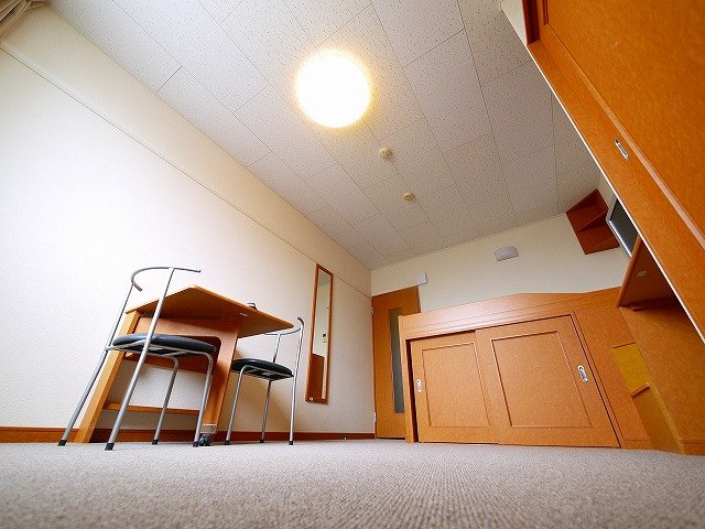 居室・リビング　明るい洋室です。