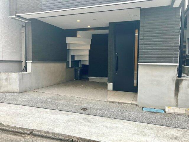 エントランス　?