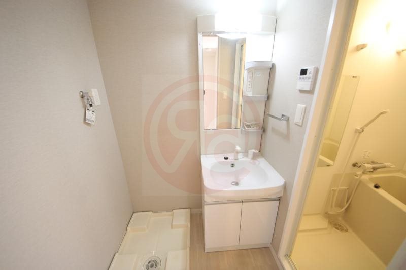 洗面設備　朝の身支度には欠かせない独立洗面化粧台