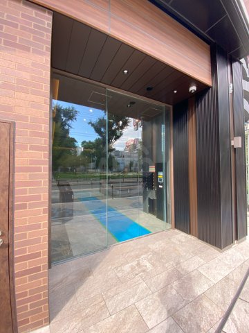 エントランス　エクシアテラス梅田　エントランス