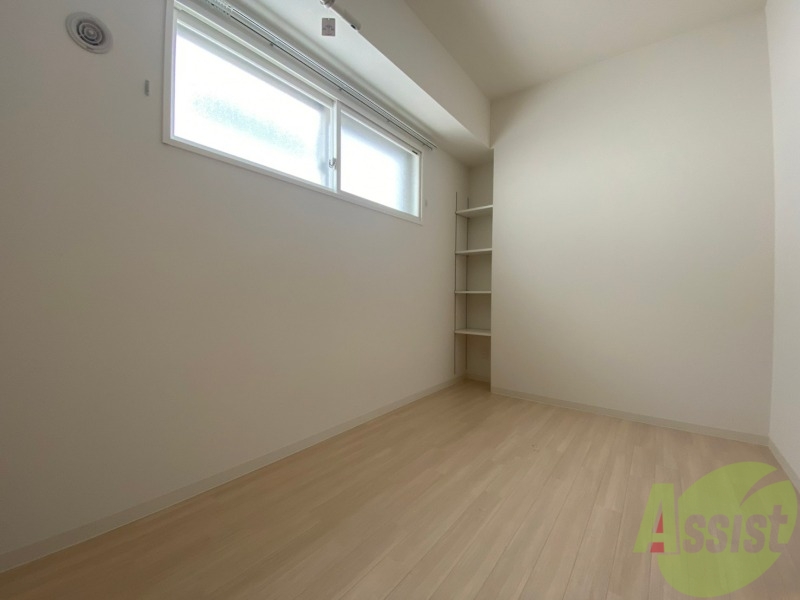 その他部屋・スペース　５帖の洋室です。家具の配置もしやすそうですね！