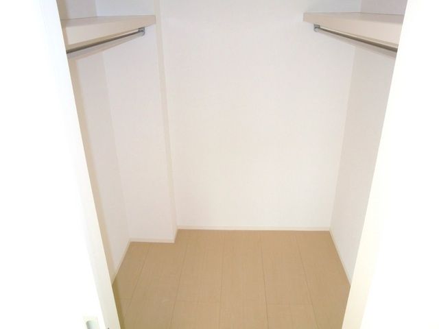収納　★ウォークインクローゼット付です★