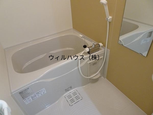 バス・シャワールーム　シングルレバー水栓！