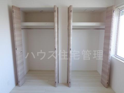 収納　クローゼット