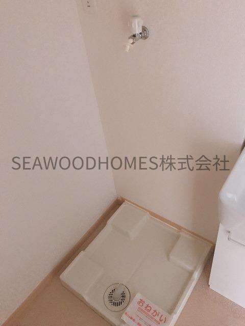 その他部屋・スペース　洗面所内に洗濯機置き場ございます