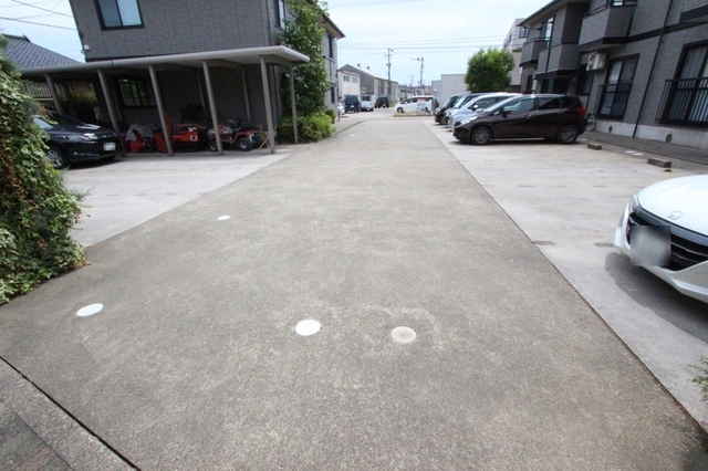 駐車場　駐車場