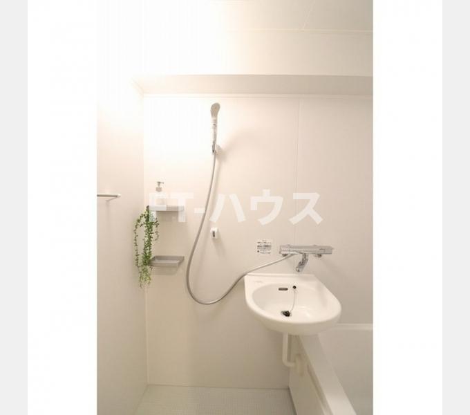 洗面設備　洗面設備
