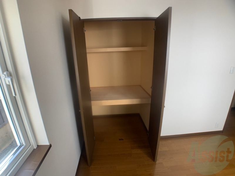 収納　収納もバッチリあるのでお部屋が片付きますよ！