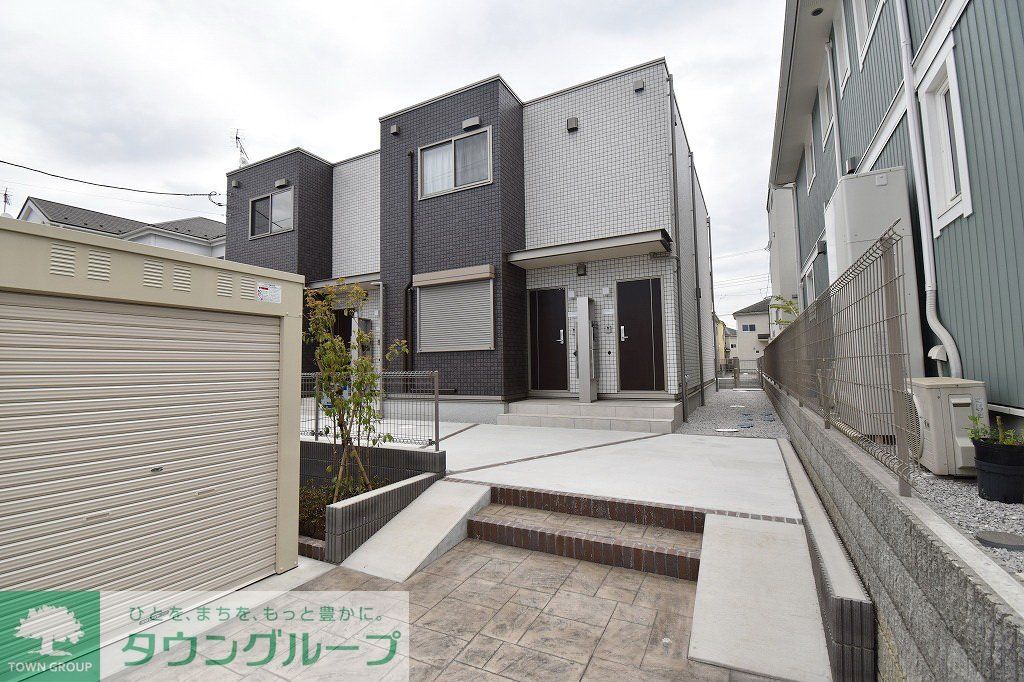 エントランス　駐車場